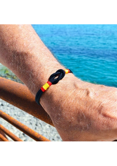 Navy blue square knot bracelet with Spanish flags