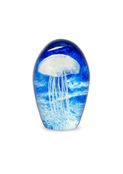 Pisapapeles de cristal con medusa blanca en fondo azul