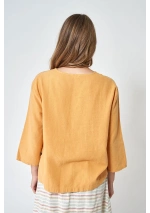 Camiseta mujer oversize Batela A1976 amarillo oak buff 6