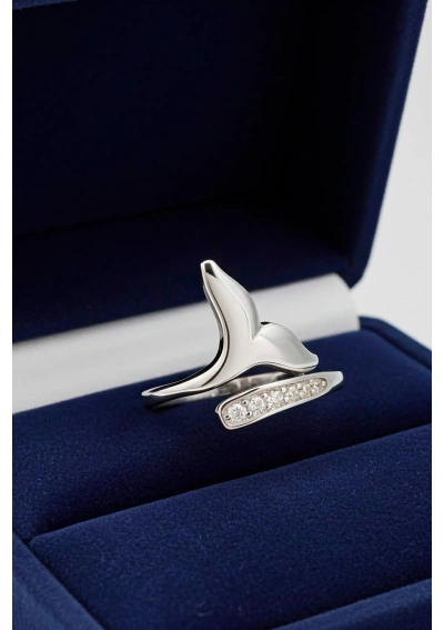 Silver Whale Tail Ring with Cubic Zirconia 2