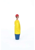 Figura Pescador con Chubasquero Amarillo Batela D8497 5