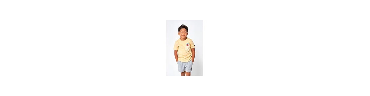 Ropa de Niño Batela | Chubasqueros, Sudaderas y Camisetas